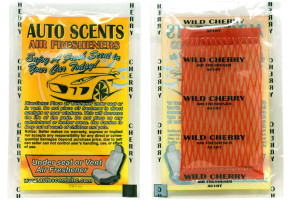 Ароматизатор автомобільний у подушечці AUTO SCENTS "Wild Cherry" (Дика вишня)