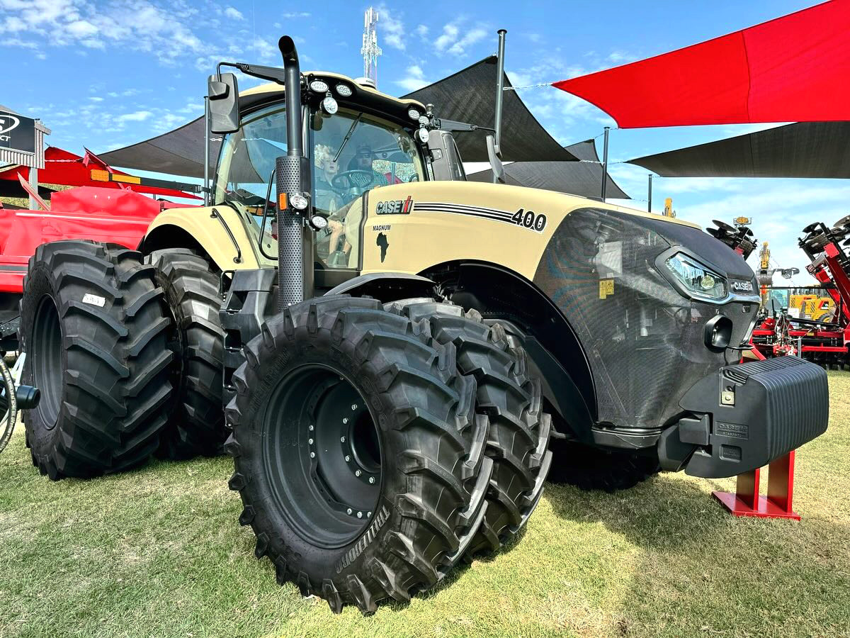 Raptor Tractor